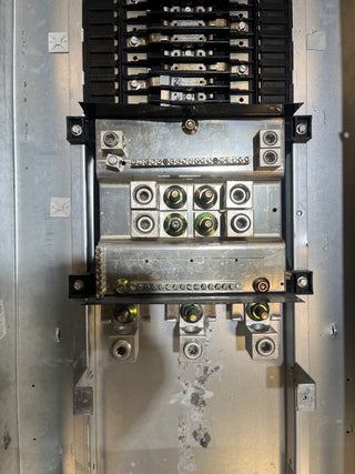 Square D NQOD442L400TFL Panelboard 400A 208/120V 4W 3PH 42 Cir MLO Panel 400 Amp Used