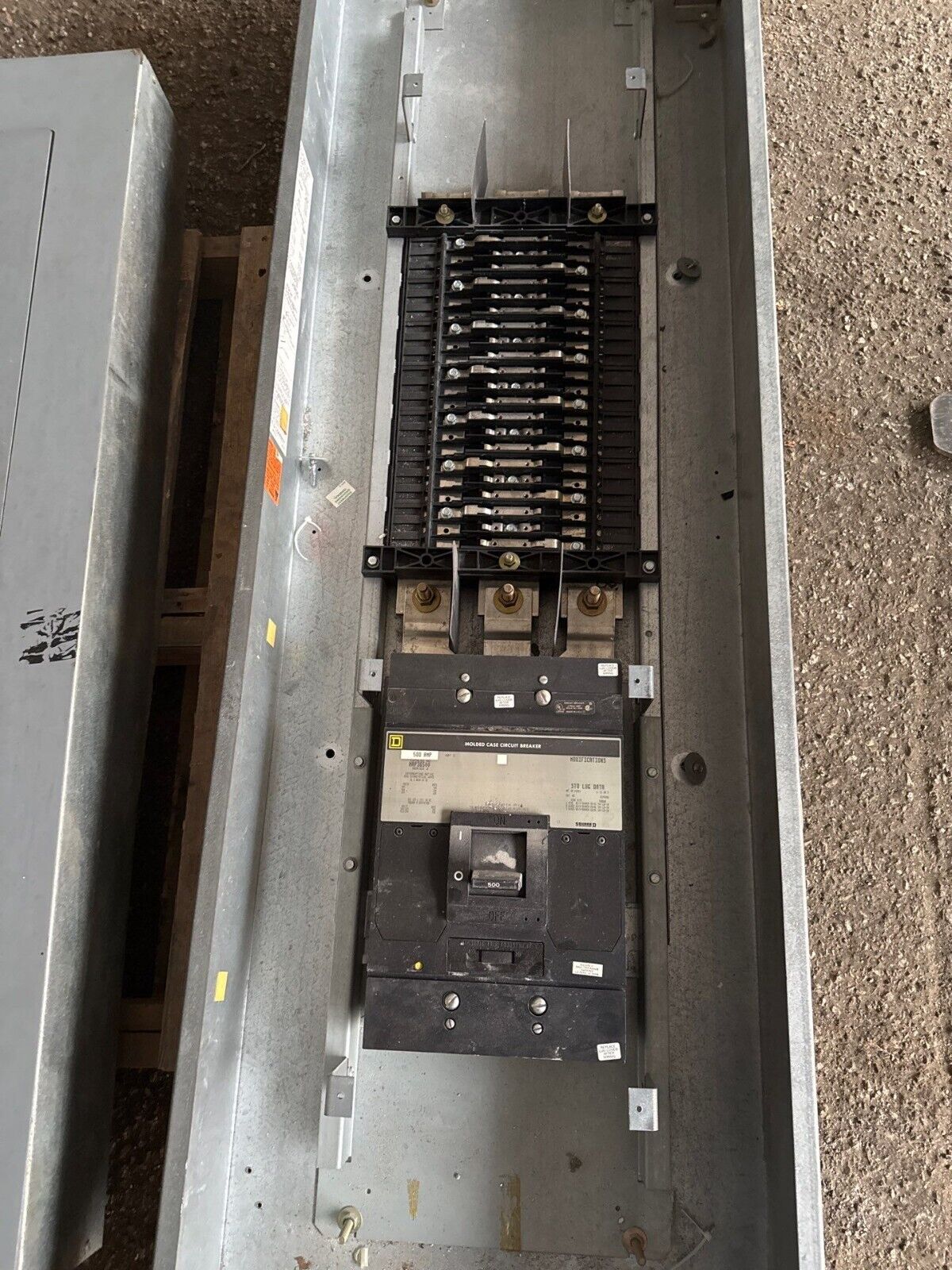 Square D NQOD Panelboard 500A 208/120V 3PH 4W 42 Cir Indoor Encl MCB MAP36500 P629 Used