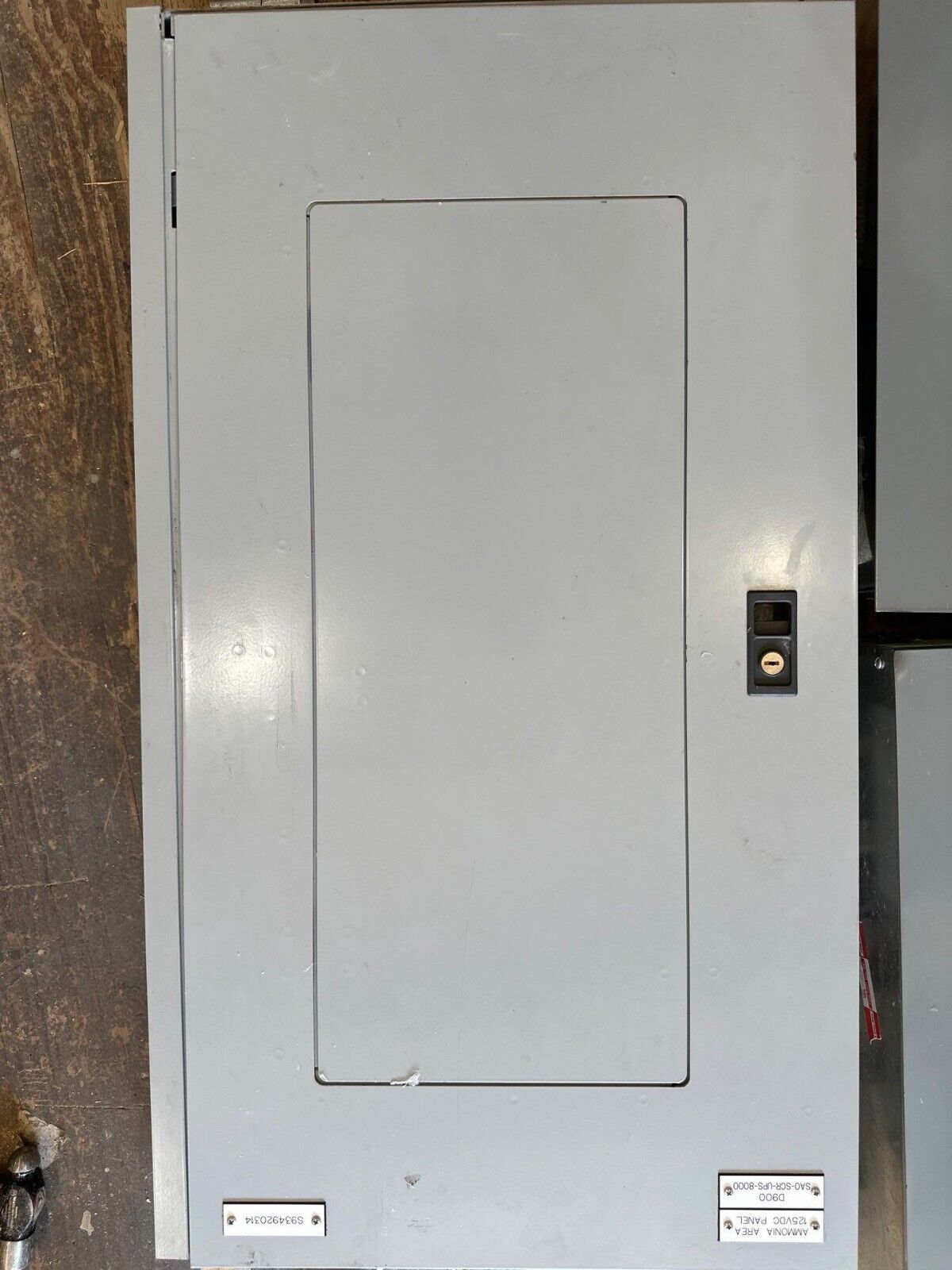 Eaton PRL2A Panelboard 100A 125VDC 1PH 2W 18 Circuit Indoor Encl MCB EZB2036R P529 Used