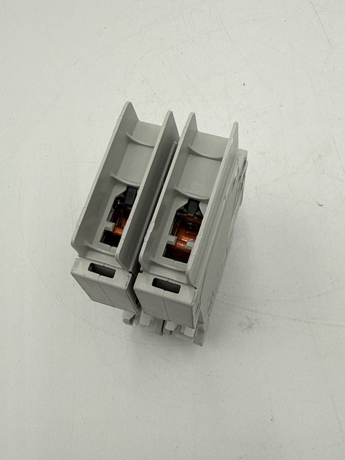 Allen Bradley 1489-M1C050 Circuit Breaker 5A 1P 480Y/277V 1 Pole 5 Amp 2PC LOT New