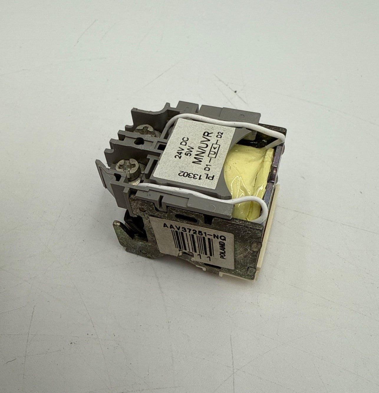 Square D 994462 24VDC Circuit Breaker Shunt Trip Used