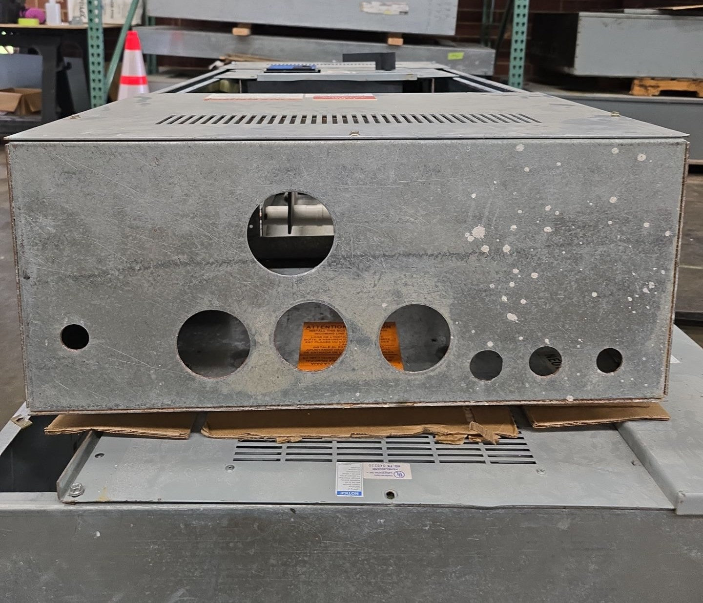 GE APNB Panelboard 400A 480/277V 3PH 4W TPHE277Y20PP Surge Protective Device