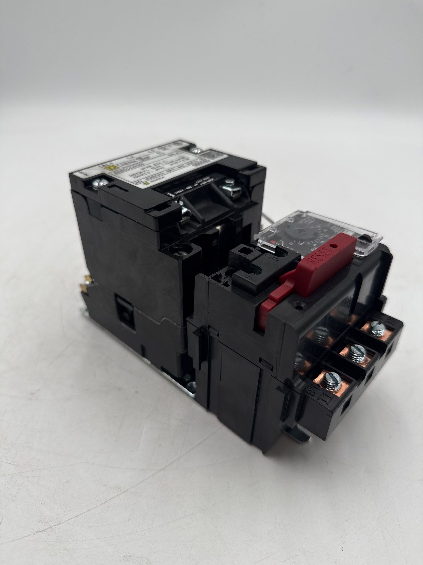 Square D 8536SCO3H30S Starter Size 1 Coil 110/120V Overload 9065SF120 9-27Amp Used