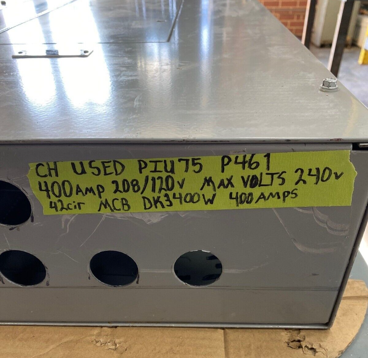 CH PIU75 Panelboard 400A 208/120V 3PH 4W 42 Circuit Indoor Encl MCB DK3400W P461 Used