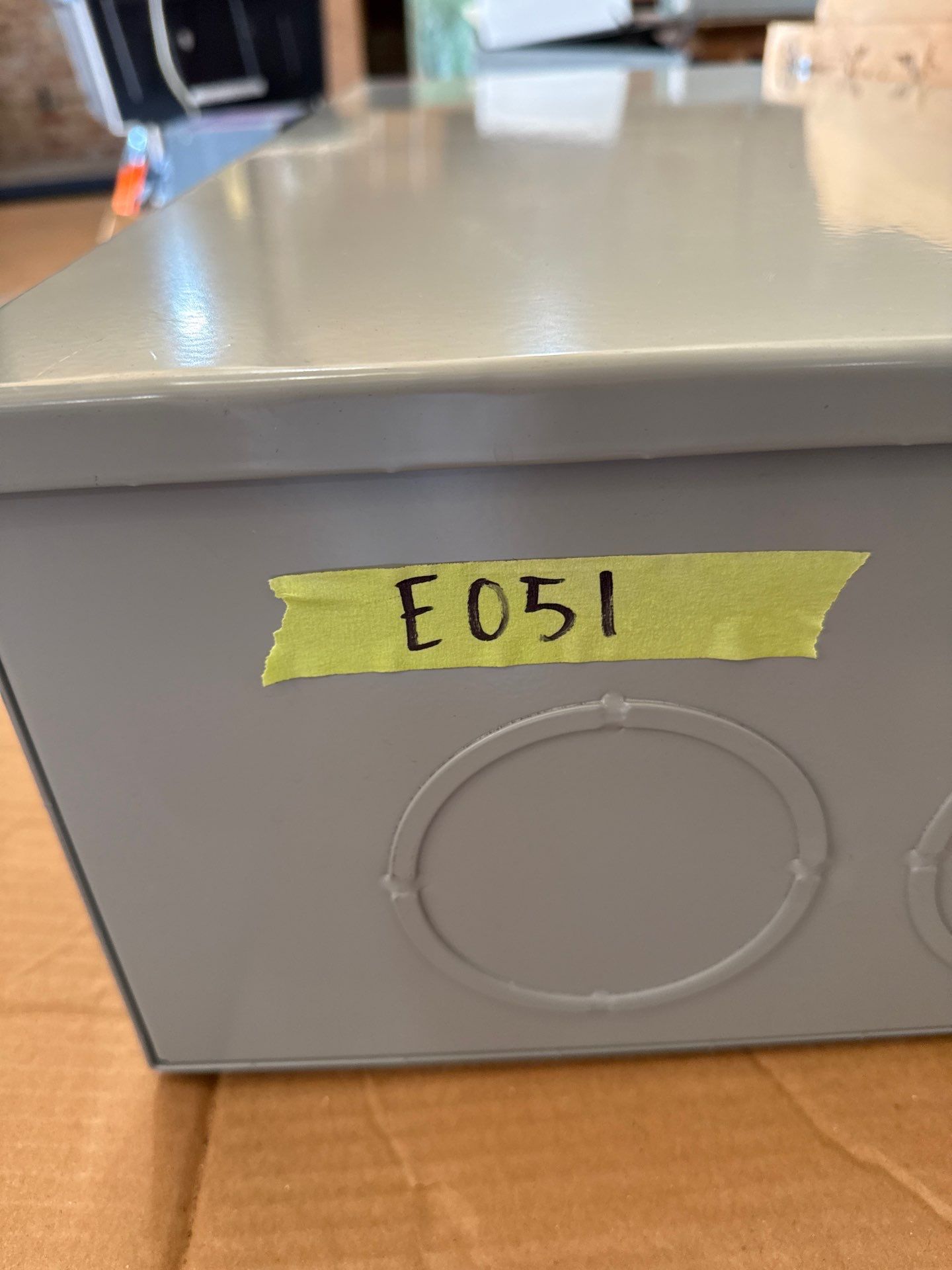 ABB XT5ENCL600R Circuit Breaker Enclosure 600A 600V Type 3R Rainproof New