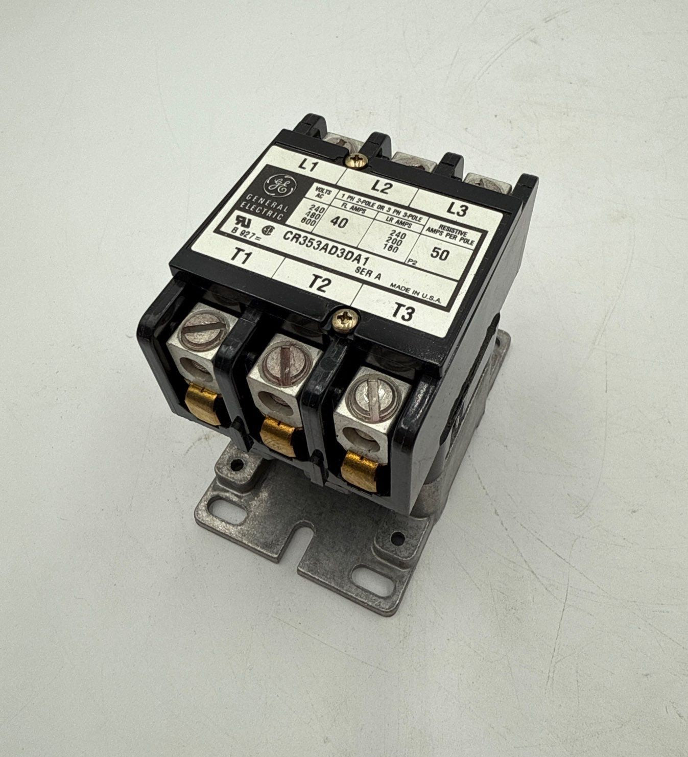 General Electric CR353AD3DA1 Definite Purpose Contactor 40A 3 Pole Coil 110/120V New