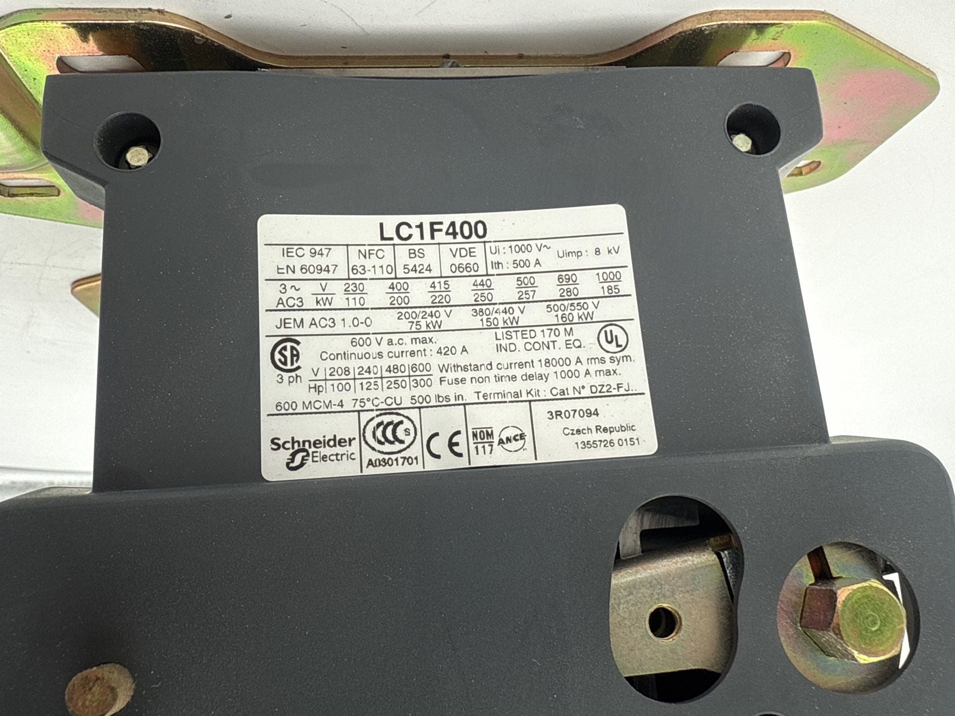 Telemecanque LC1F400 Contactor 500A 3P 1000V LX1FK110 COIL 110/120V LA1DN22 Used