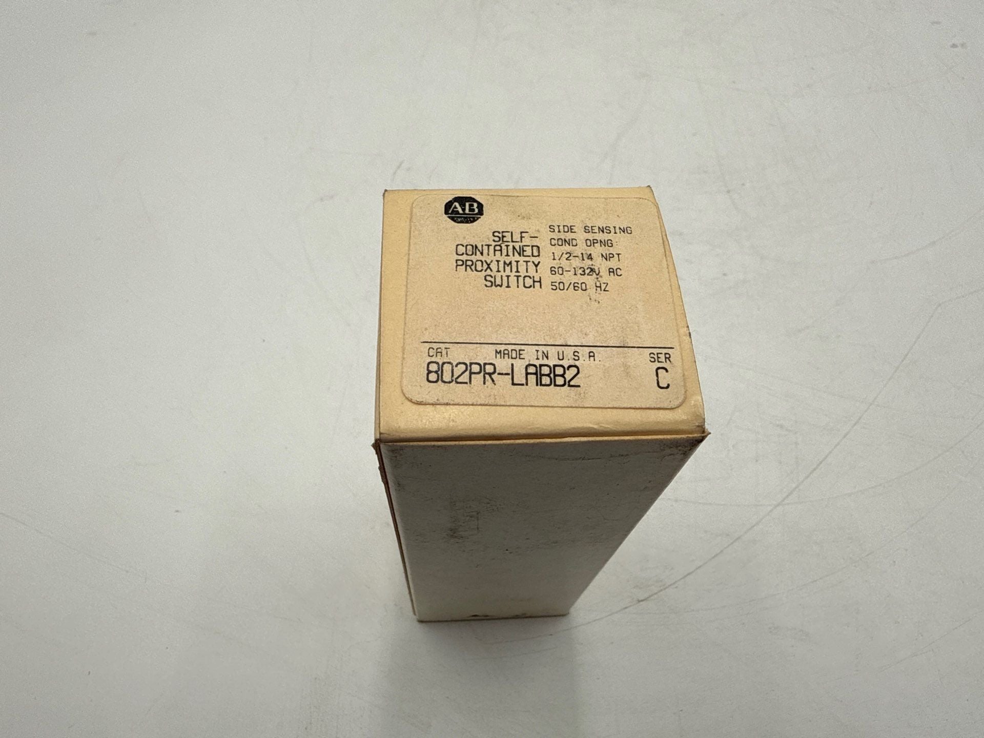 Allen-Bradley 802PR-LABB2 Ser C Contained Proximity Switch 60-132VAC New