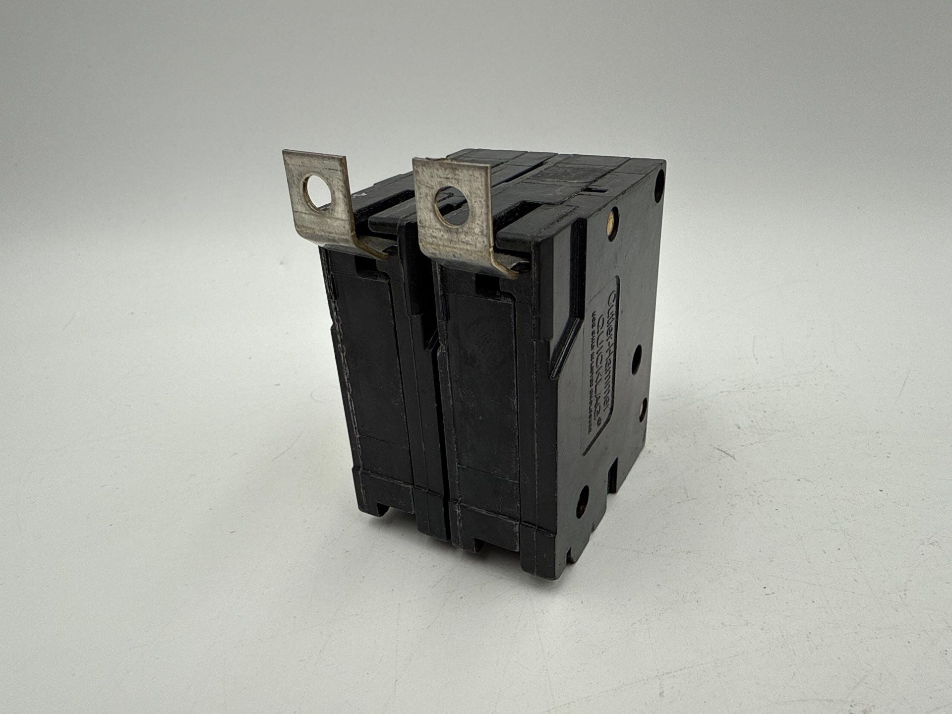 Eaton QBHW2060 Circuit Breaker 60A 2P 120/240V QBHW 22kA 60 Amp 2 Pole Bolt On Used