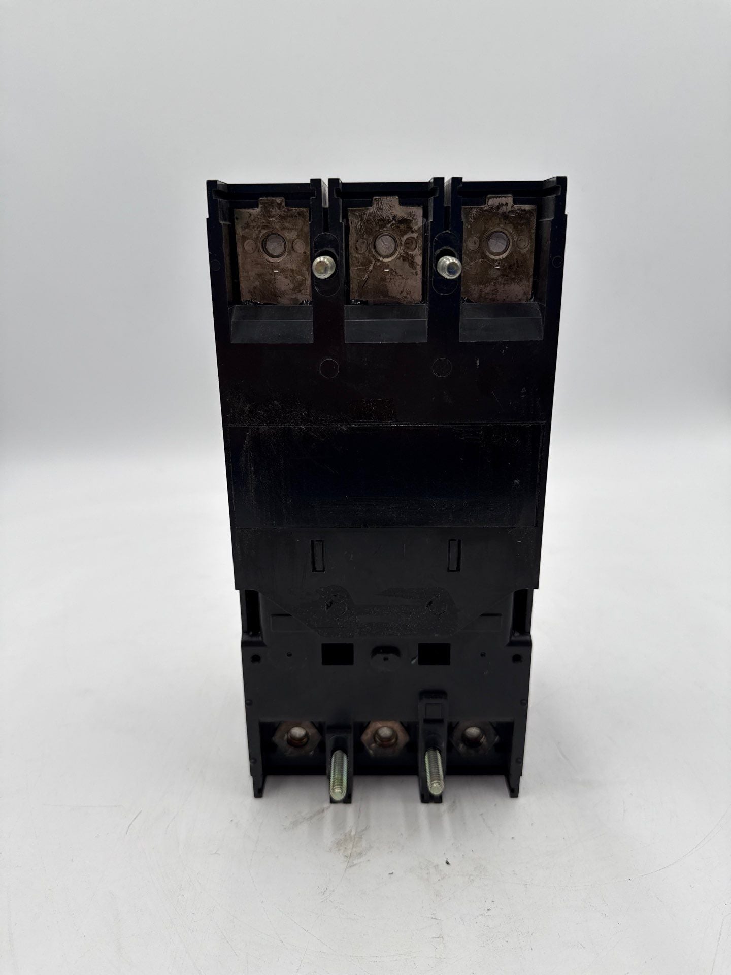 Siemens HFD63B225 Circuit Breaker 225A 3P 600V HFD6 225 Amp 3 Pole Sentron Used