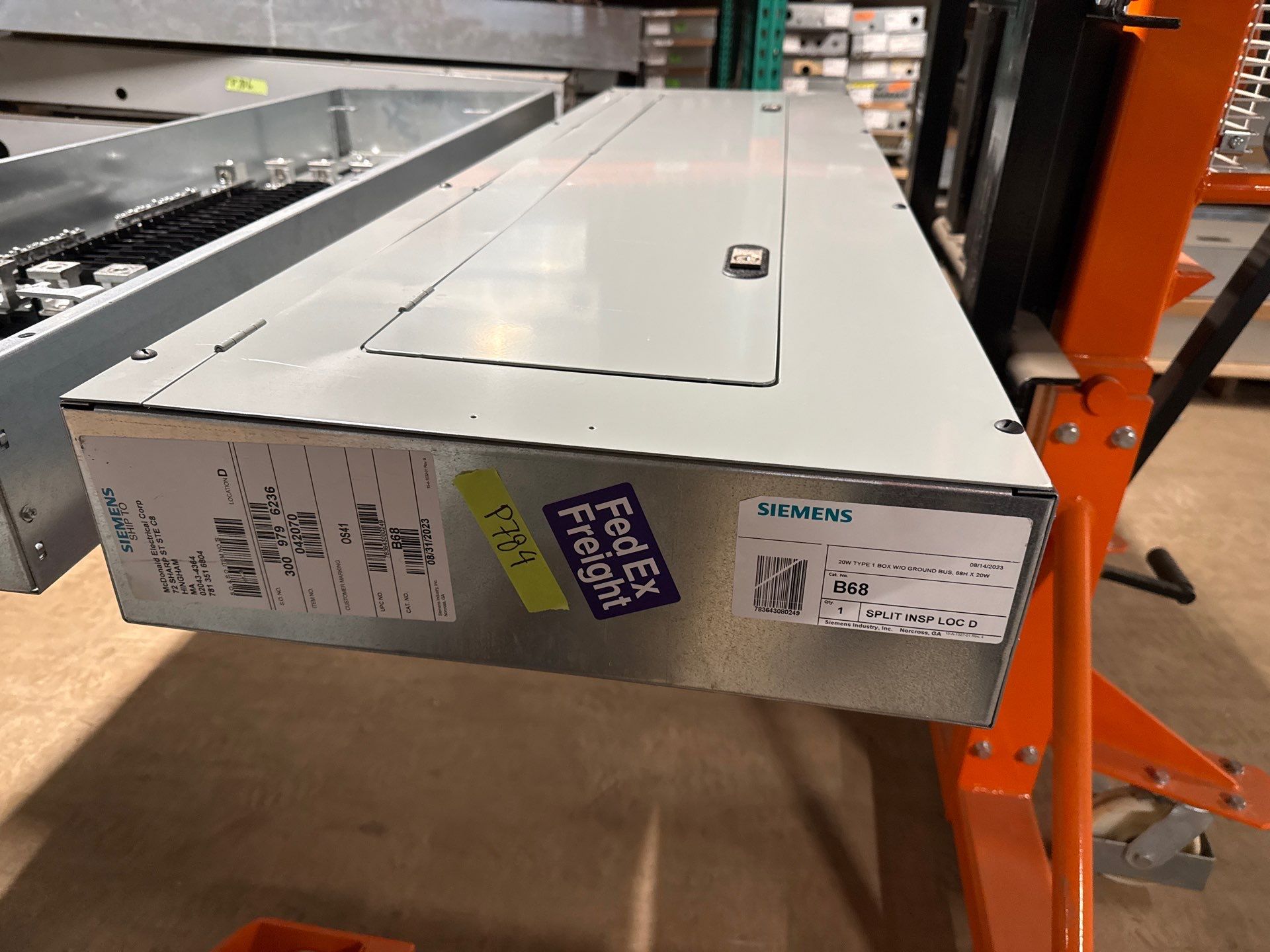 Siemens P1E42ML400ABST Panelboard 400A 480/277V 3PH 4W MLO Panel 400 Amp New