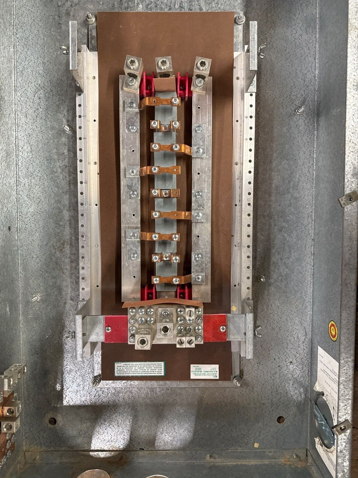 Westinghouse PRL3 Panelboard 225A 480/277V 3PH 4W 18 Cir Indoor Encl MLO YS2036 P320 Used