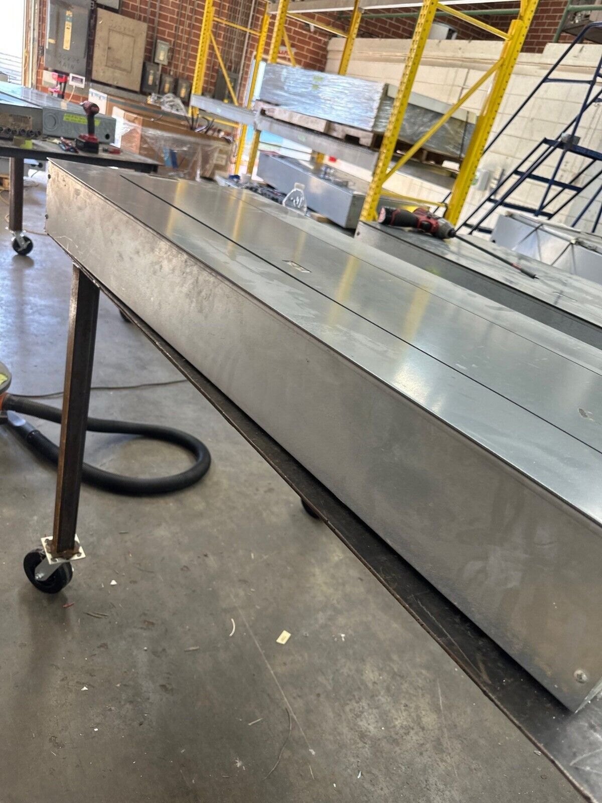 Square D NQOD442M225 Panelboard 225A 208/120V 3PH Indoor Encl 42 Cir 225 Amp MCB P385 Used