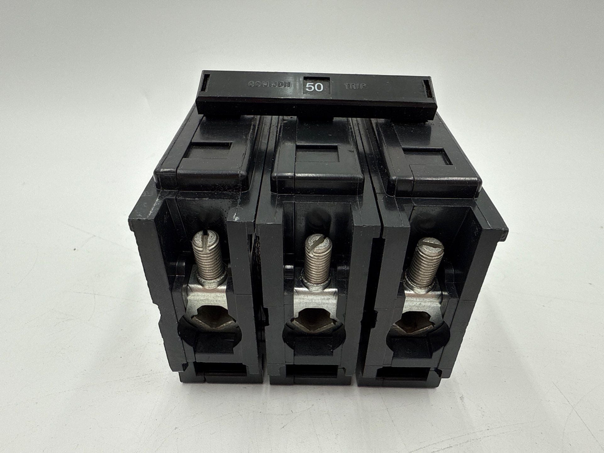 Eaton BAB3050H Circuit Breaker 50A 3P 240V BAB 50 Amp 3 Pole Bolt On 3PH BA350 Used