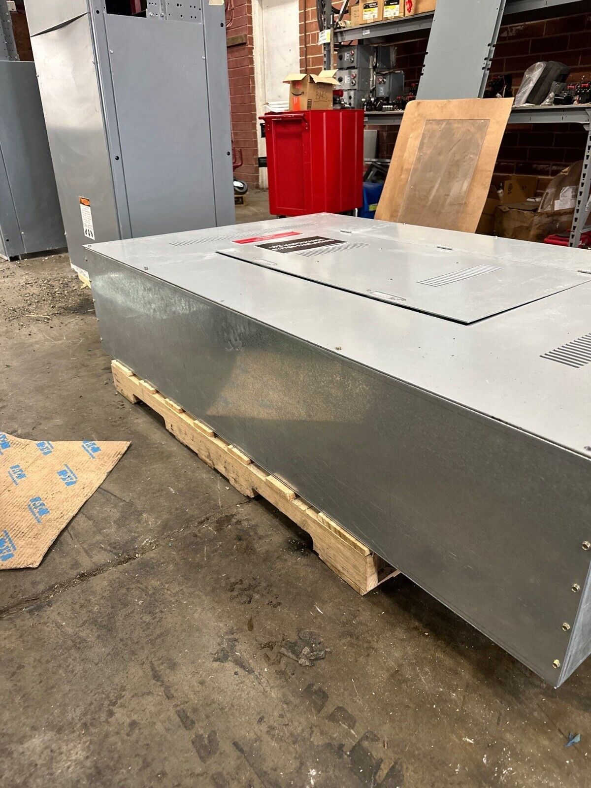 GE SCP Plus Panelboard 600A 480Y/277V 3PH 4W Indoor Encl SGHA36AT0600 MCB Panel P490 Used