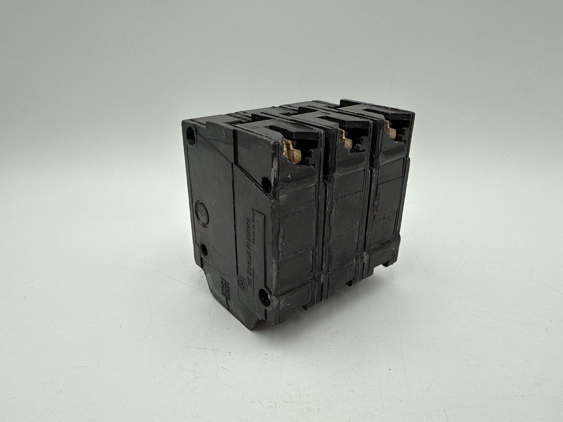 GE THQL32015 Plug On Circuit Breaker 15A 3P 240V THQL 15 Amp 3 Pole Used