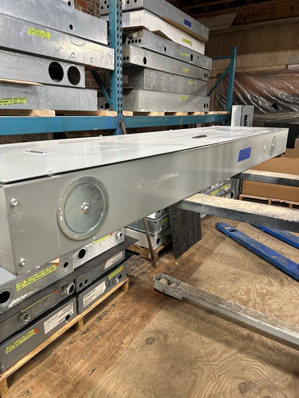 IEM PIU75 Panelboard 400A 208Y/120V 3PH 4W 42 Circuit 400 Amp Indoor Encl MLO P472 Used