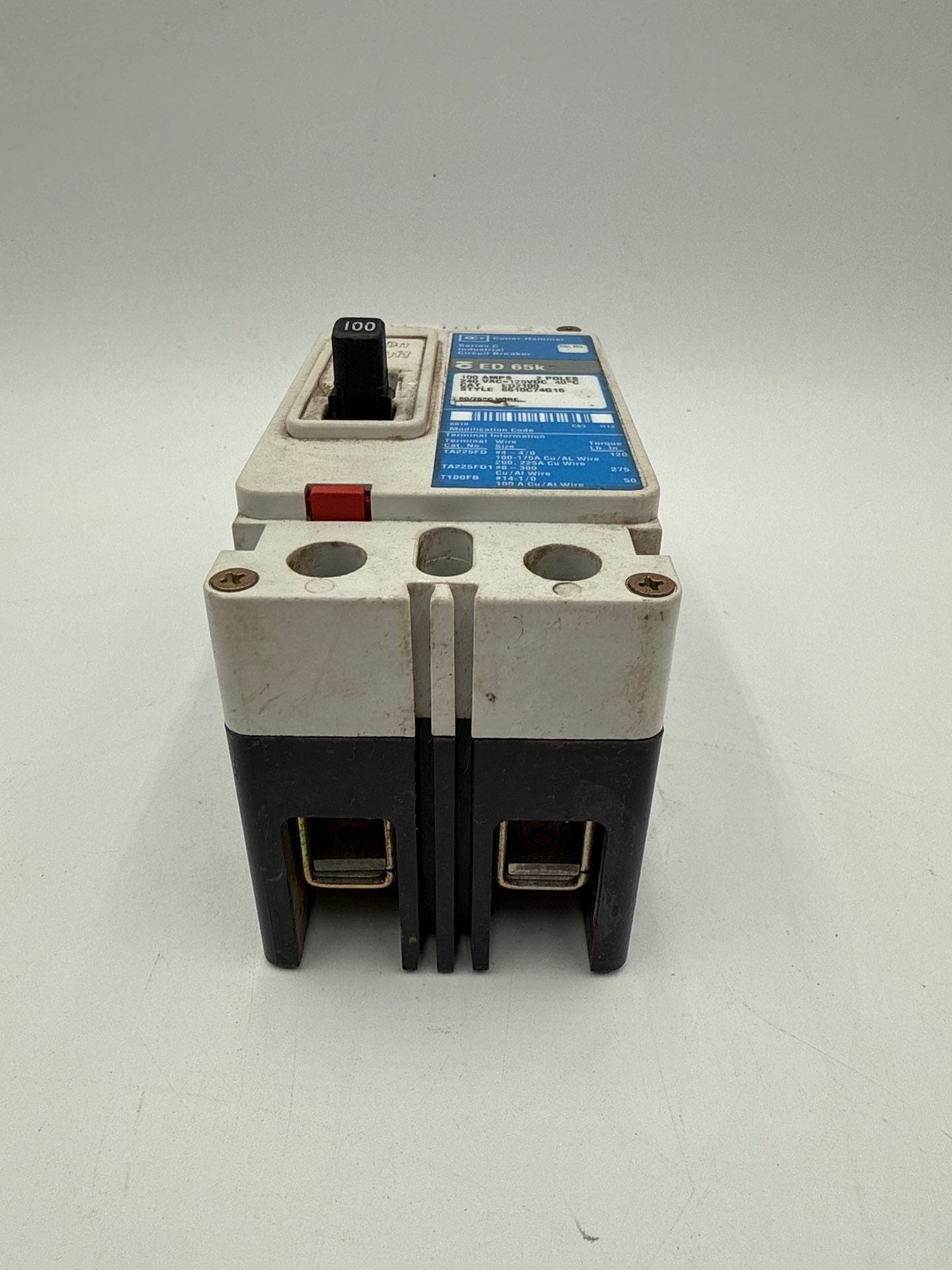 Cutler Hammer ED2100 Circuit Breaker 100A 2P 240V ED 65k 100 Amp 2 Pole Used