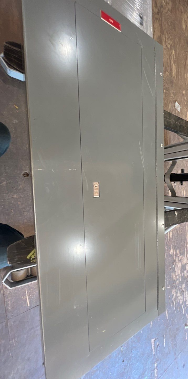 Square D NQOD Panelboard 150A 208Y/120V 3PH 4W 42 Circuit Main Q2L3150 MCB P256 Used