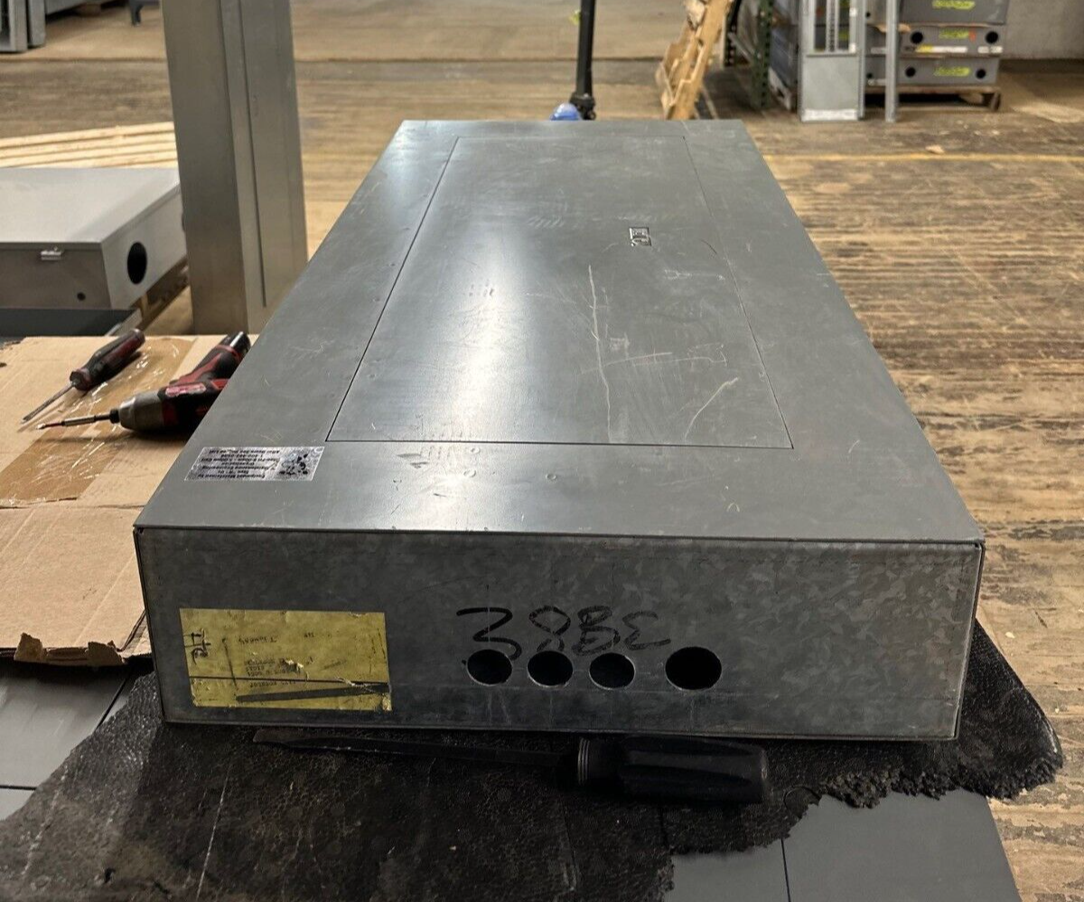 Square D NEHB Panelboard 80A 480Y/277V 3PH 4W Indoor Encl 18 Cir MCB FAL34080 P465 Used