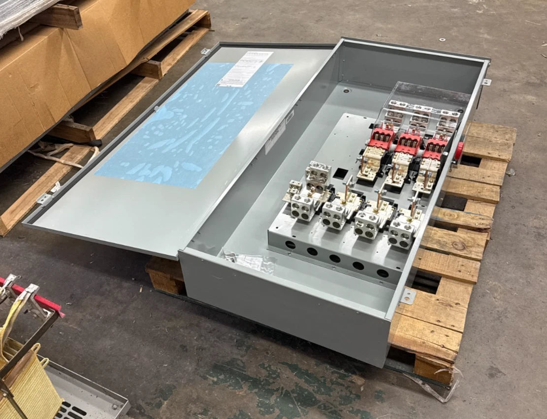 Eaton DH327NRK Safety Disconnect Switch 800A 3P 240V 3PH 3R Outdoor 800 Amp New