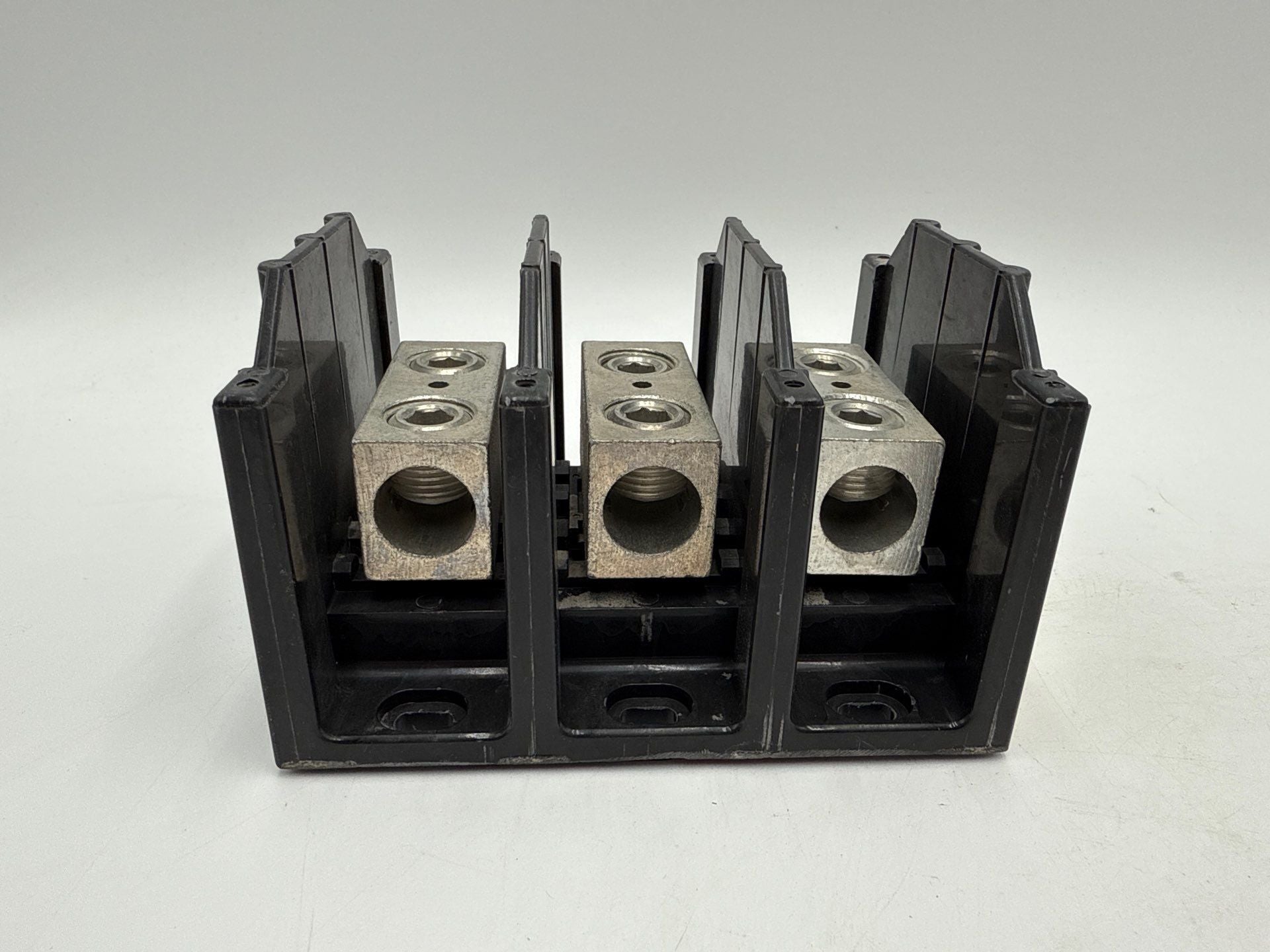 Bussmann 16303-3 Power Distribution Block 310A 3P 600 VAC/VDC New