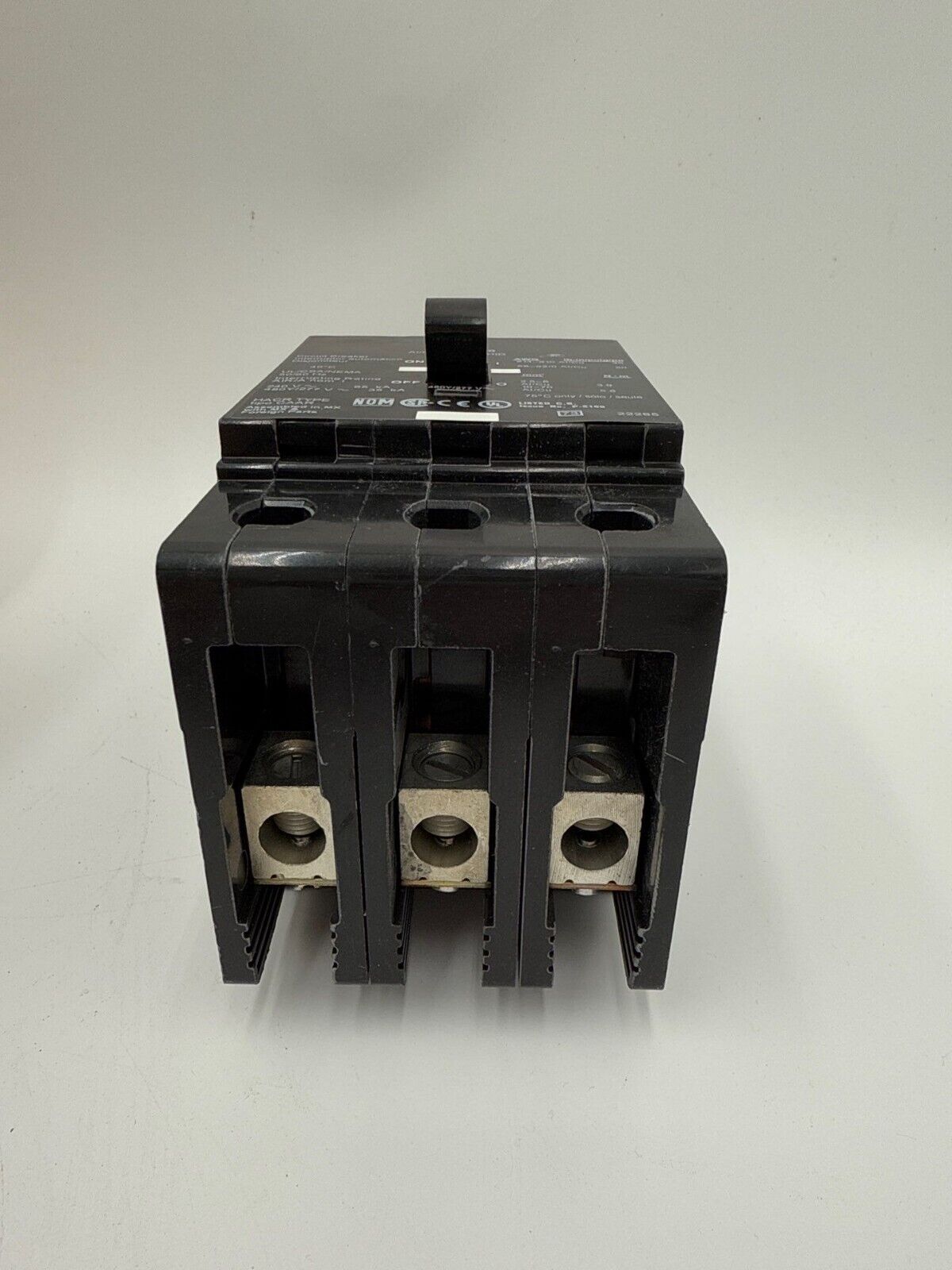 Square D EGB34050 New