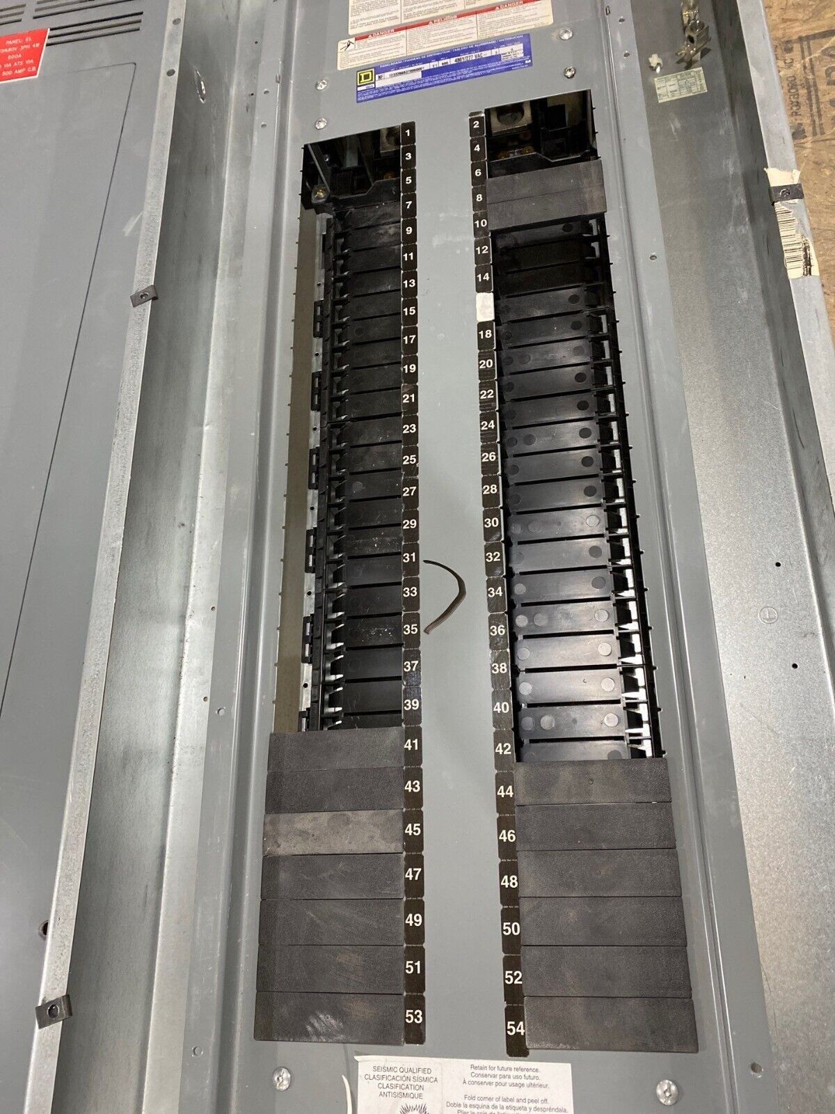 Square NF Panelboard 600A 480/277V 3PH 4W 66 Cir Indoor Encl MLO 600 Amp MH74BE P653 Used