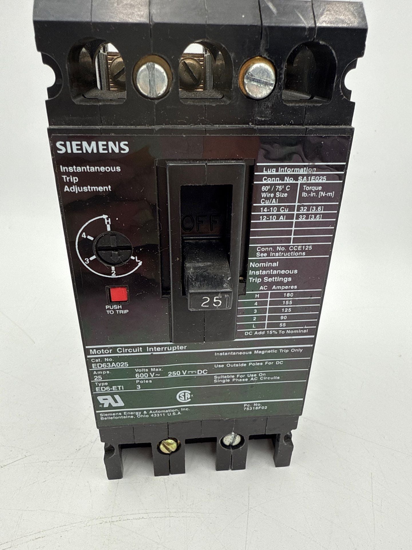 ITE Siemens ED63A025 Circuit Breaker 25A 3P 600V 3PH ED6-ETI 25 Amp 3 Pole Black Used