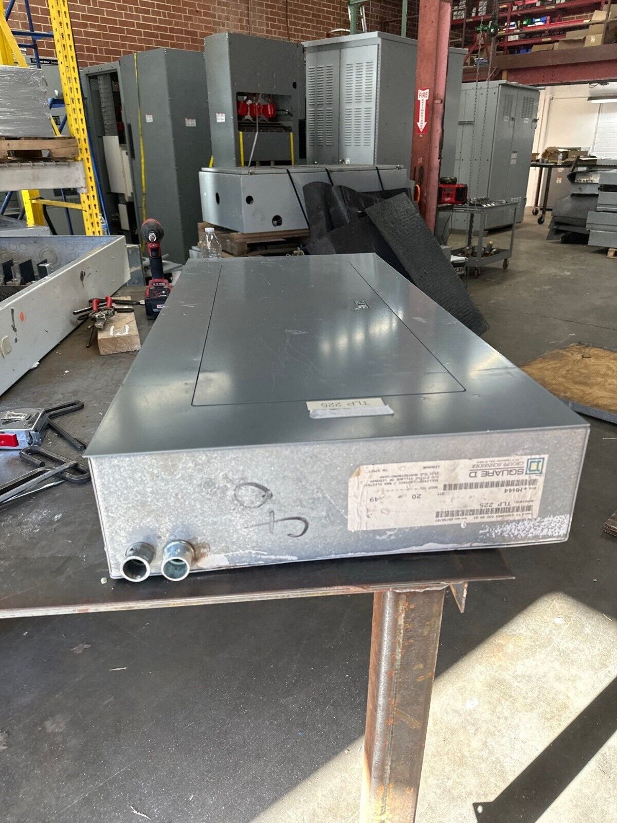 Square D NF Panelboard 250A 600Y/347V 3PH Main Lug MLO Indoor Encl 42 Circuit 4W P340 Used