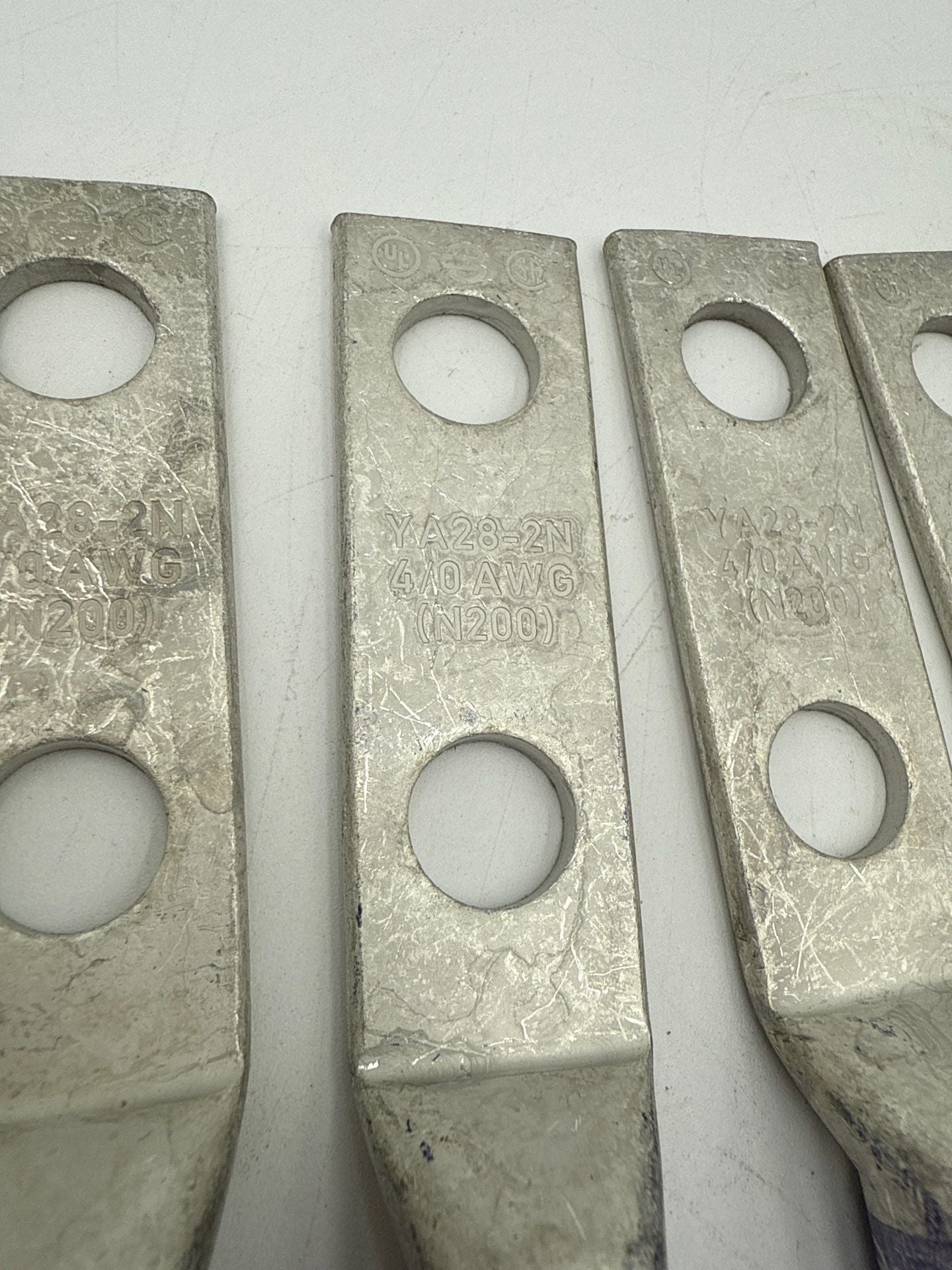 10PC Burndy YA282N 2-Hole 1/2'' Stud 4/0 AWG Long Barrel Copper Compression Lug New