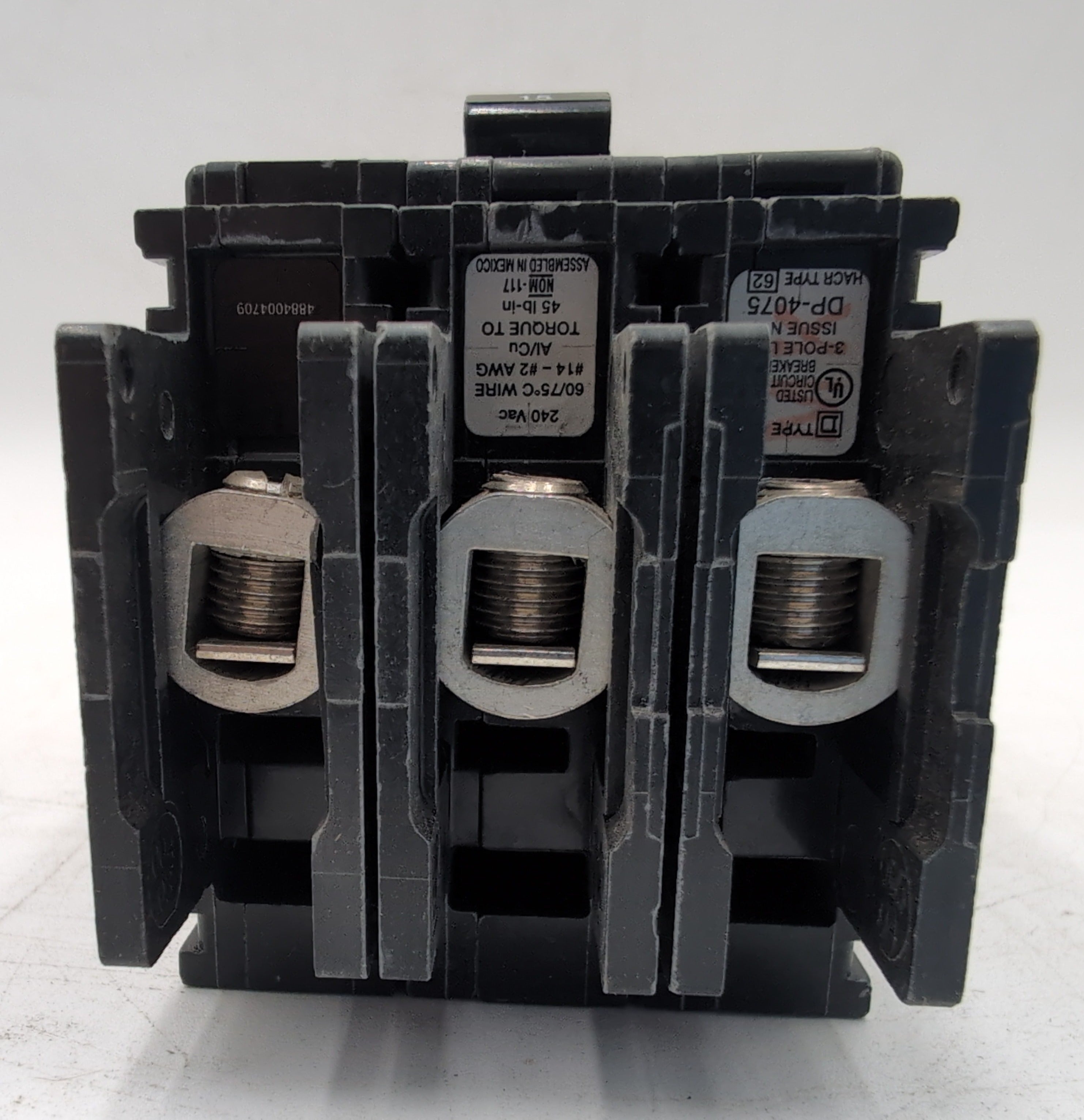 Square D QOU315 Miniature Circuit Breaker 15 Amp 3-Pole 240V Unit Mount NEW New