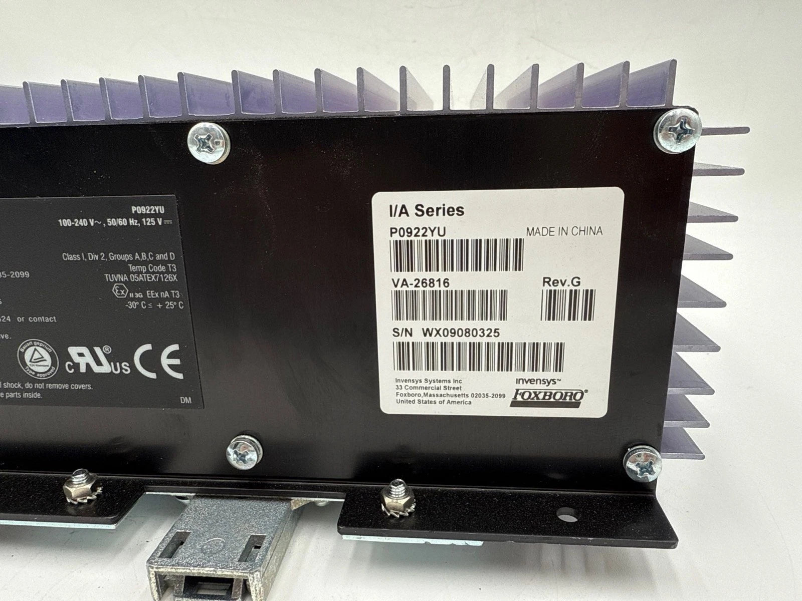 Invensys Foxboro P0922YU FPS400-24 Power Supply I/A Series Rev G 24VDC 6 Output Used