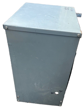 Square D 25-KVA-Square-D-Transformer-120/240V Used