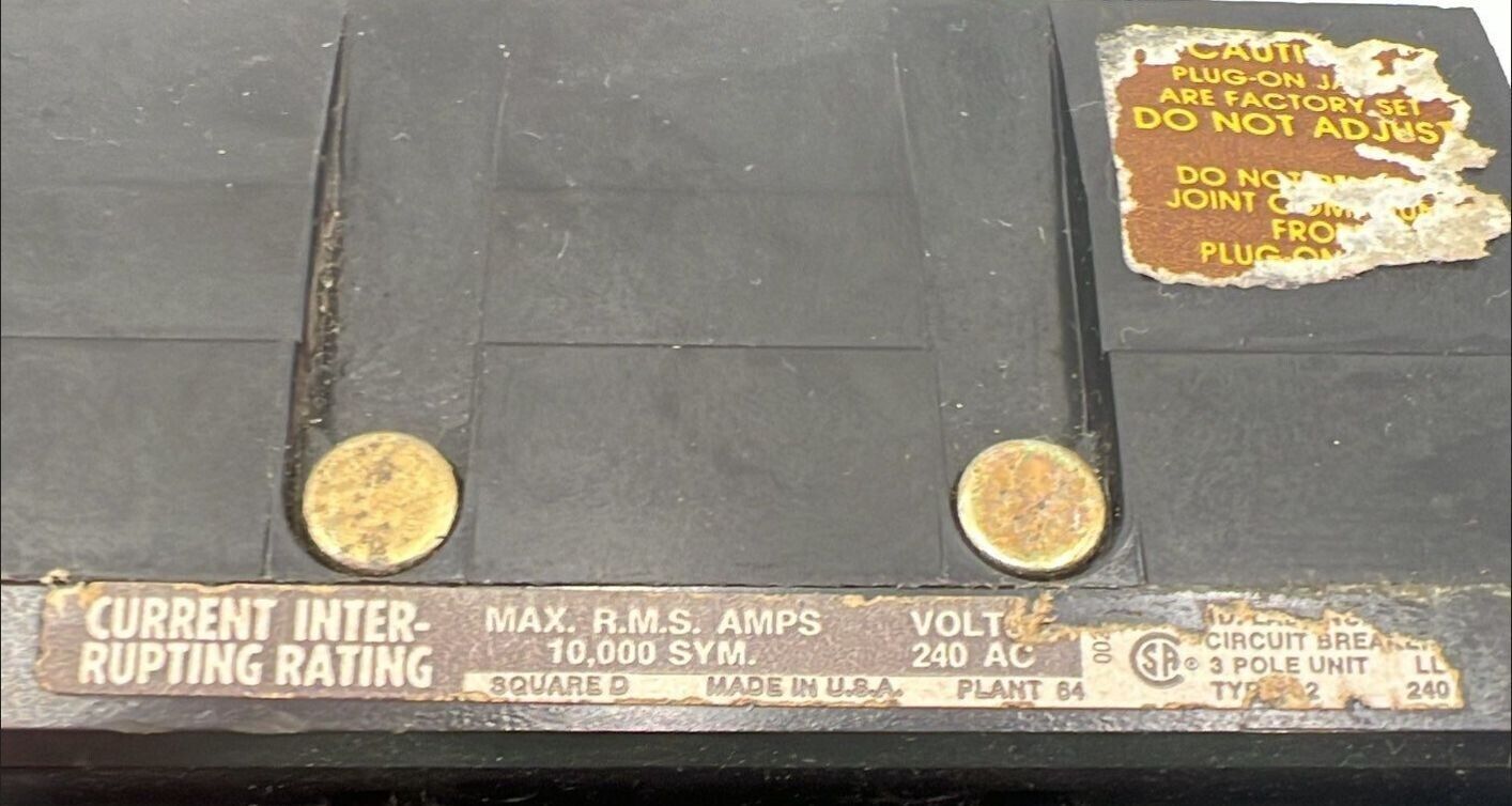 Square D Q232200 Used