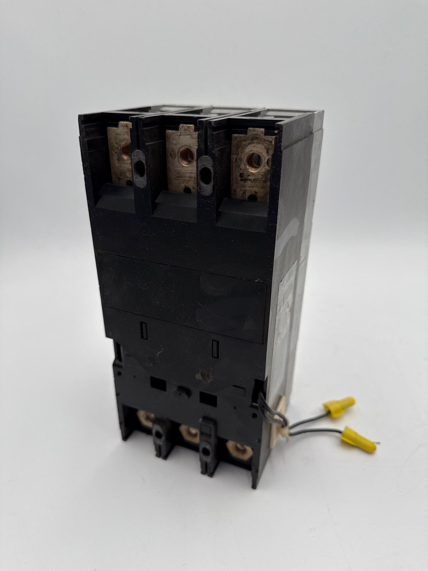 Siemens FXD63B125 Circuit Breaker 125A 3P 600V FXD Shunt 125 Amp 3 Pole Used