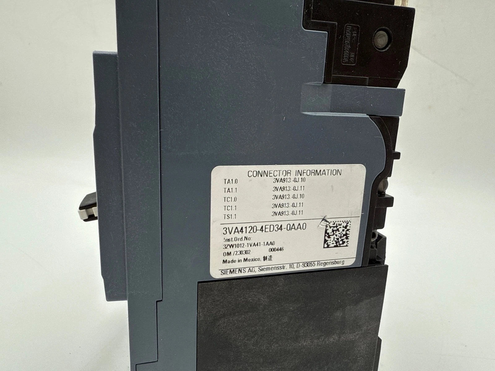 Siemens 3VA4120-4ED34-0AA0 Circuit Breaker 20A 3P 600V 3VA41 20 Amp 3 Pole New