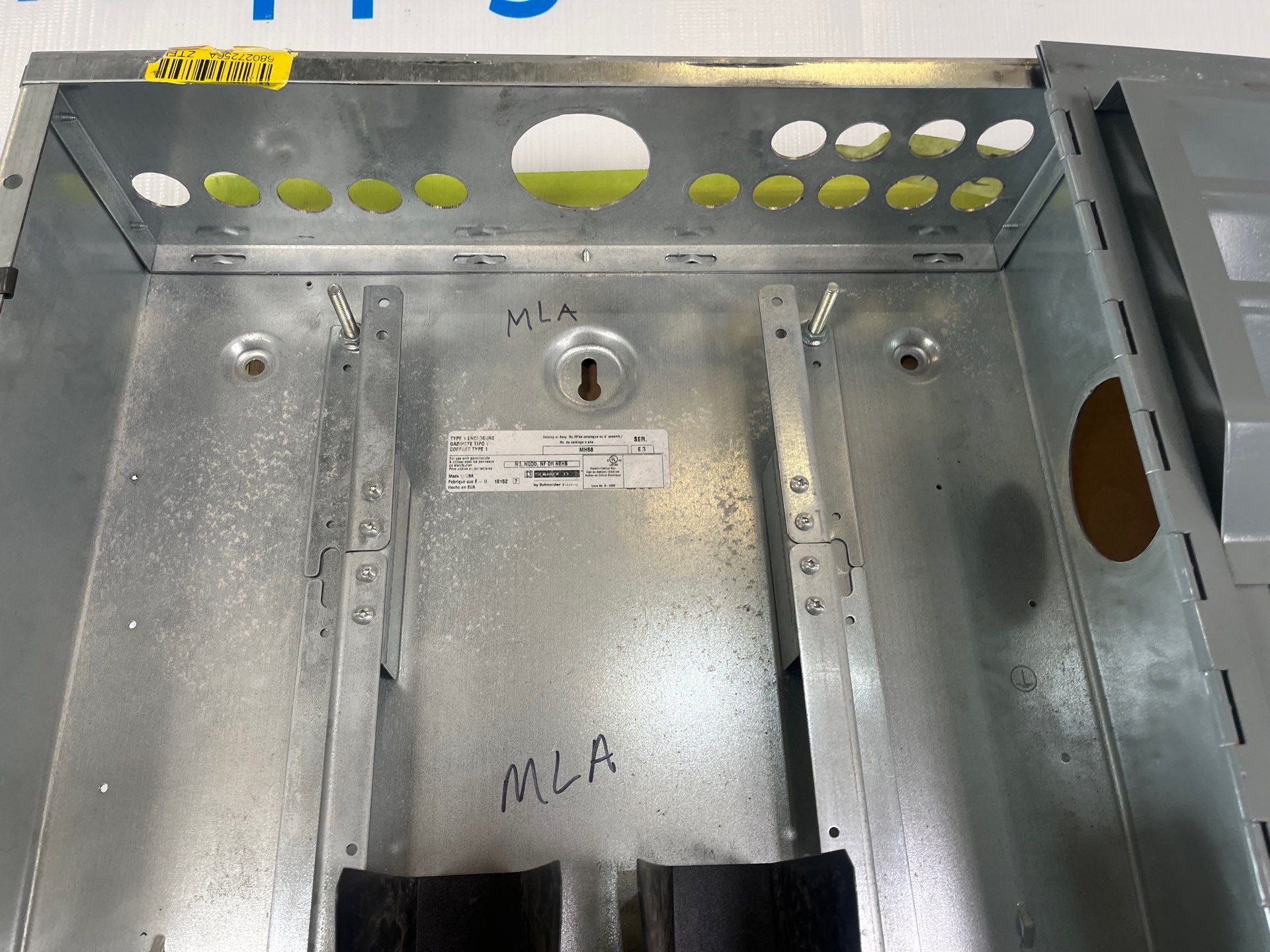 Square D NQ Panelboard 250A 208/120V 3PH 4W 42 Cir MCB Indoor Encl MH68 Used