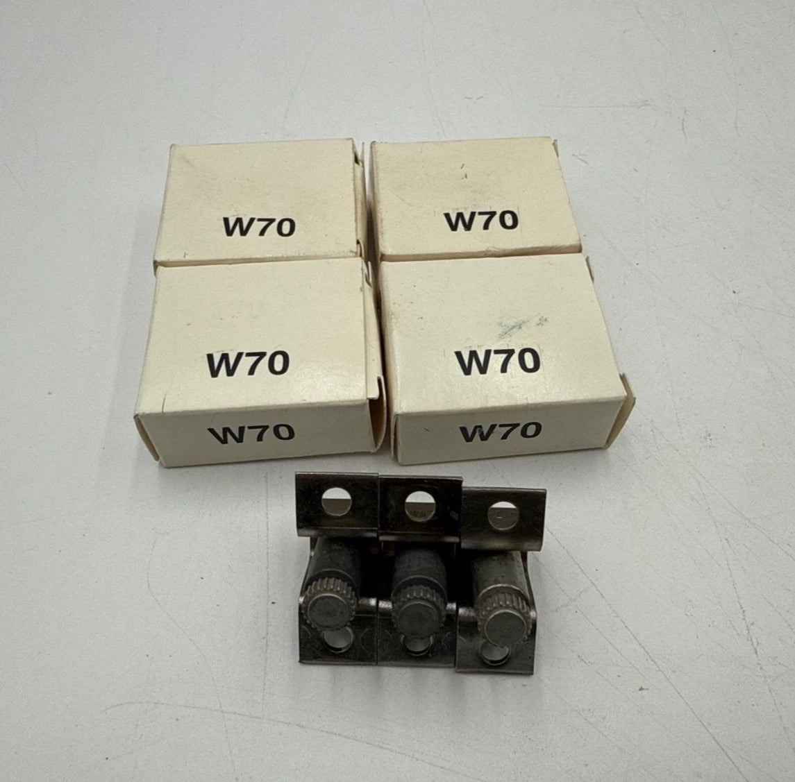 7PC Lot Allen Bradley W70 Thermal Overload Relay Heater Element Unit 48.5A W-70 New