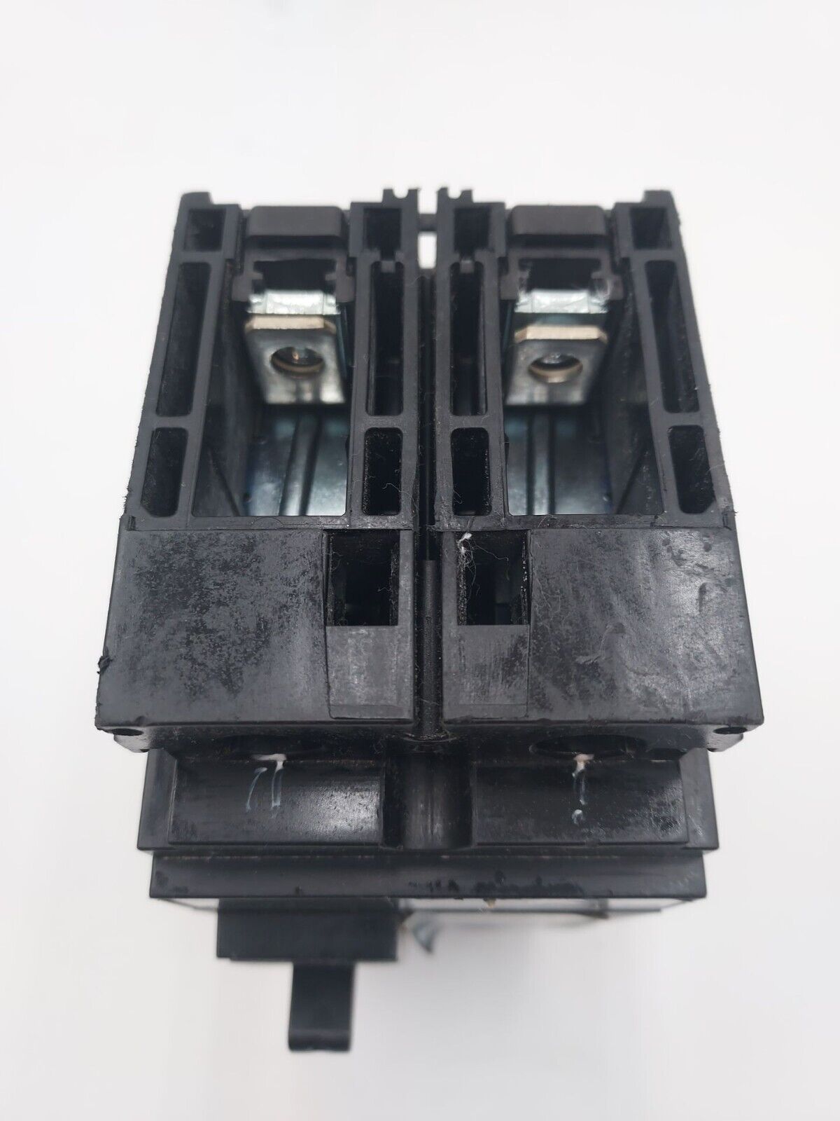 Square D HDF26090 Used