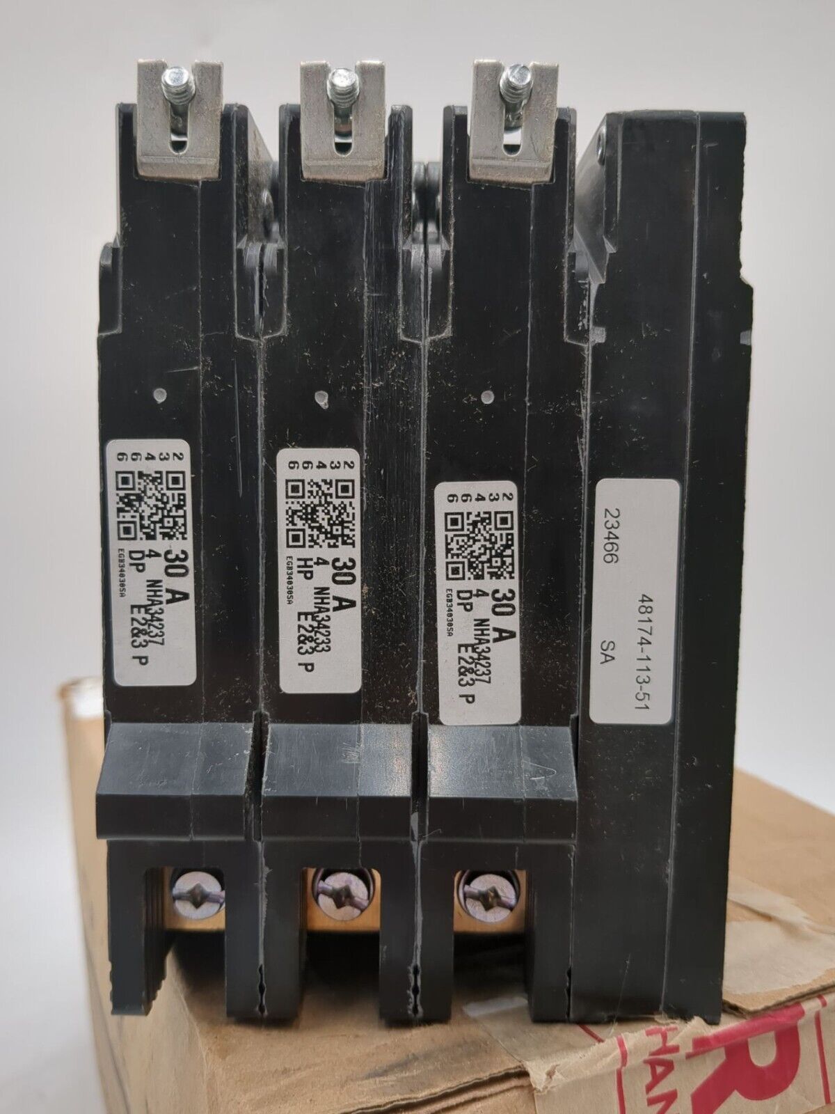 Square D EGB34030SA New