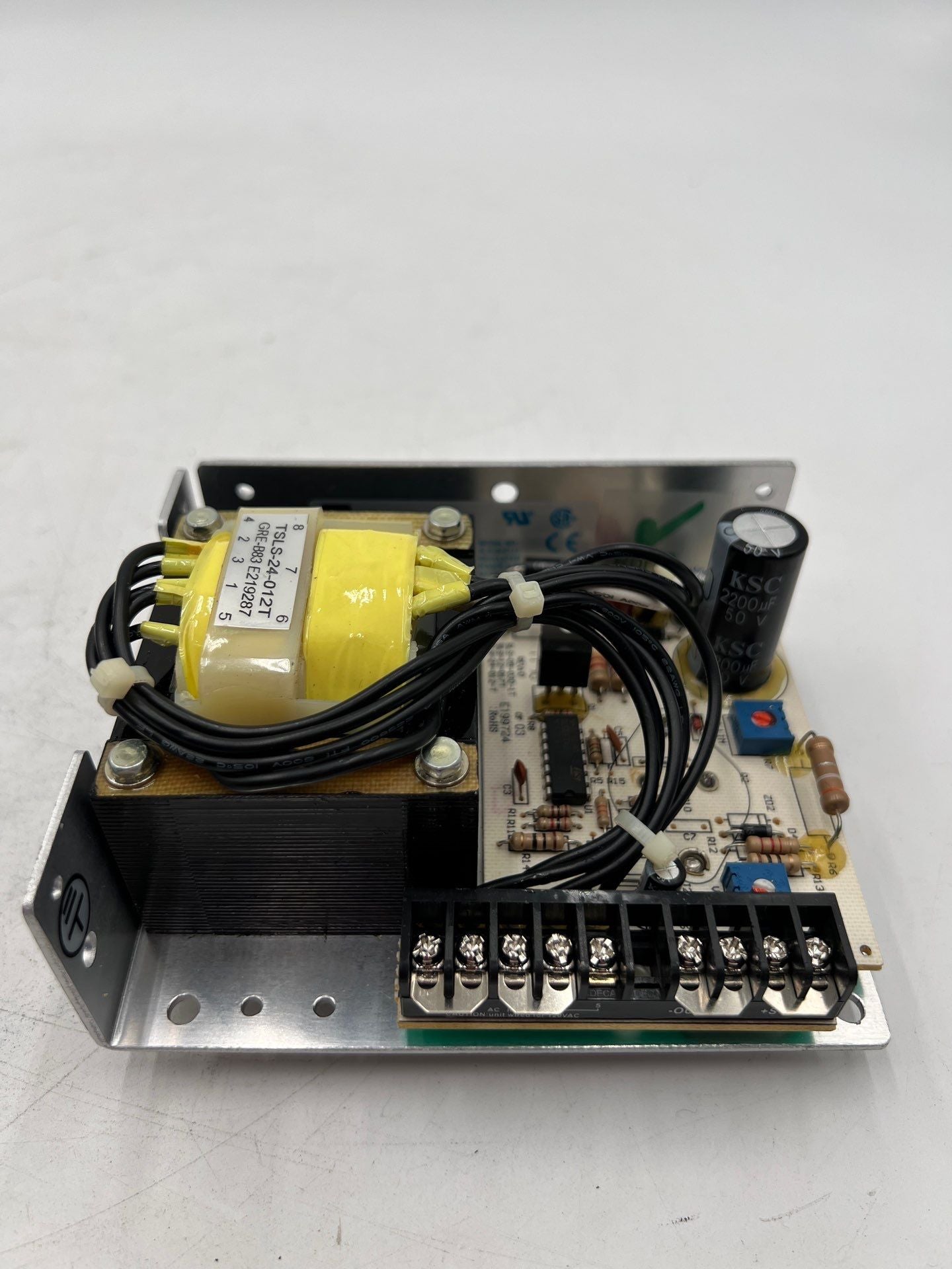 SOLA HD SLS-24-012T New