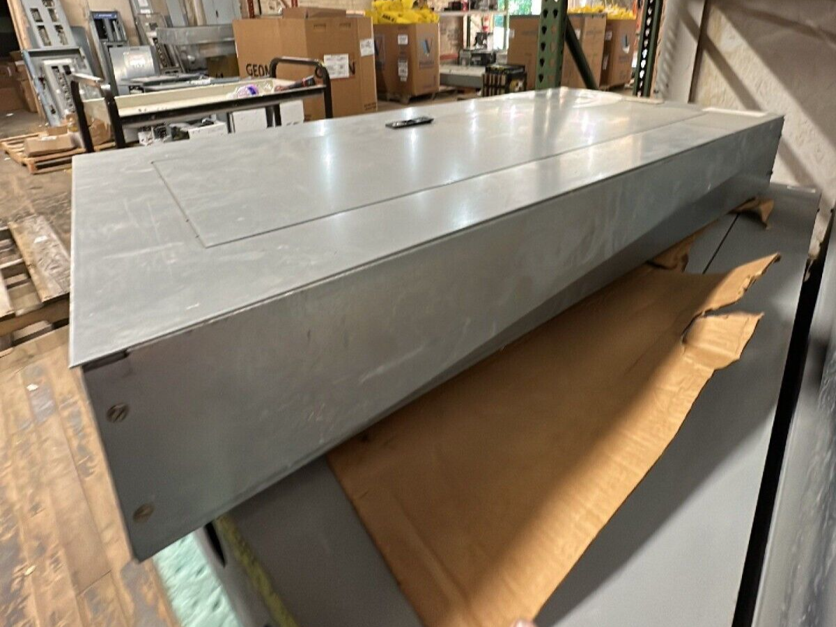 GE AQF3421ABX Panelboard 125A 208Y/120V 3PH 4W 42 CIR Indoor MCB Main THQB32100 P026 Used