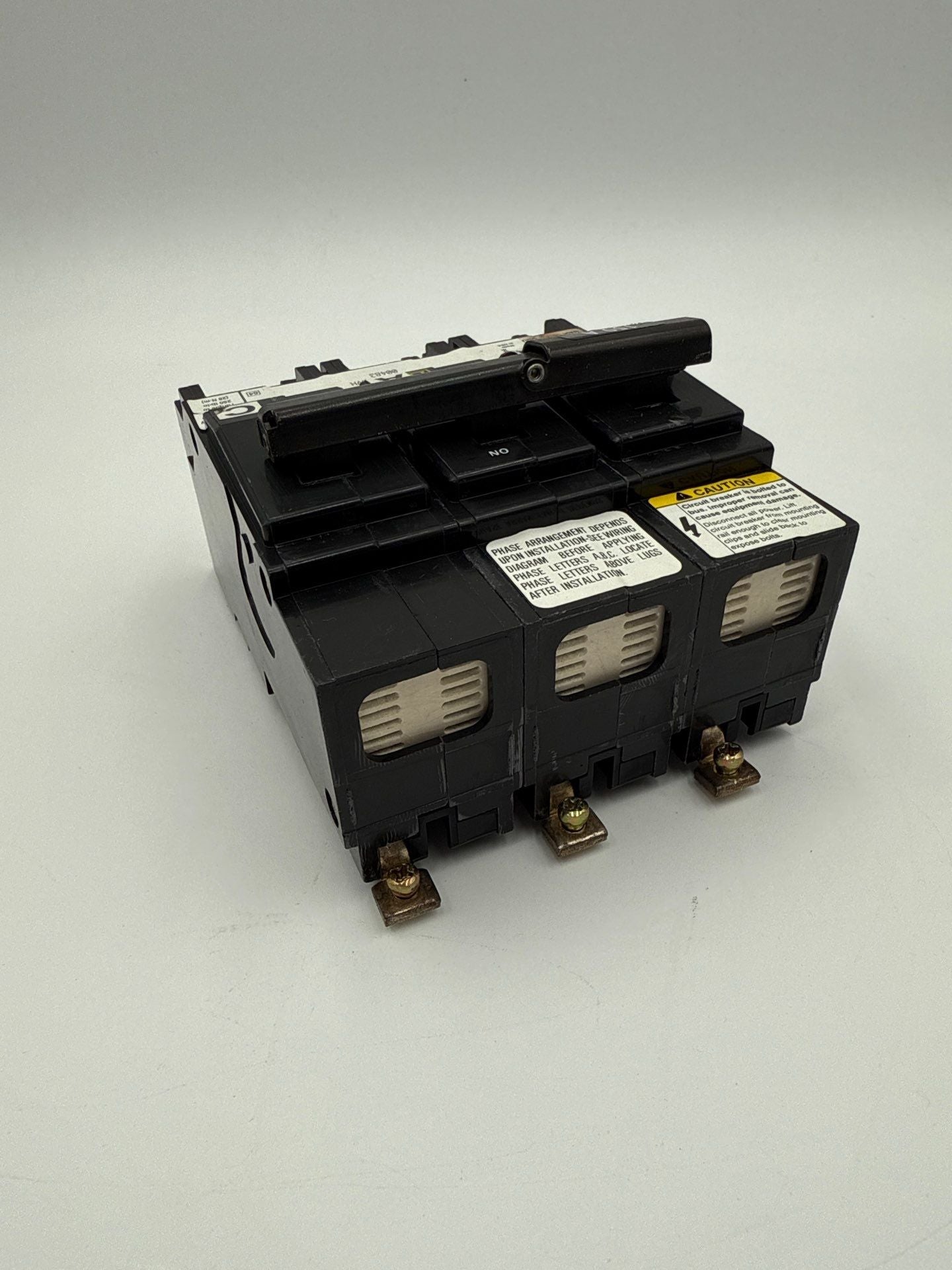 Square D QOB3150VH Bolt On Circuit Breaker 150A 3P 240V 22kA QOB 150 Amp Used