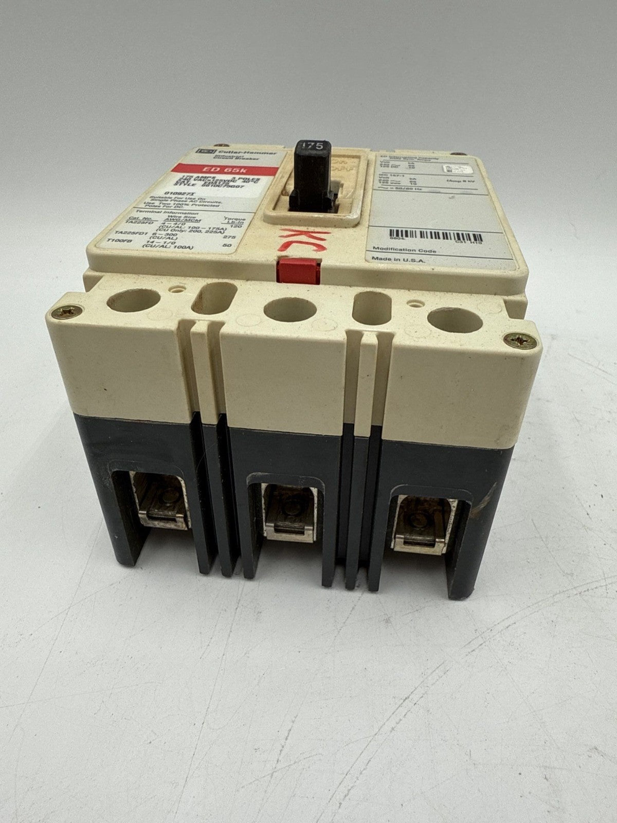 Cutler Hammer ED3175 Circuit Breaker 175A 3P 240V 3PH ED 65k 175 Amp 3 Pole Used