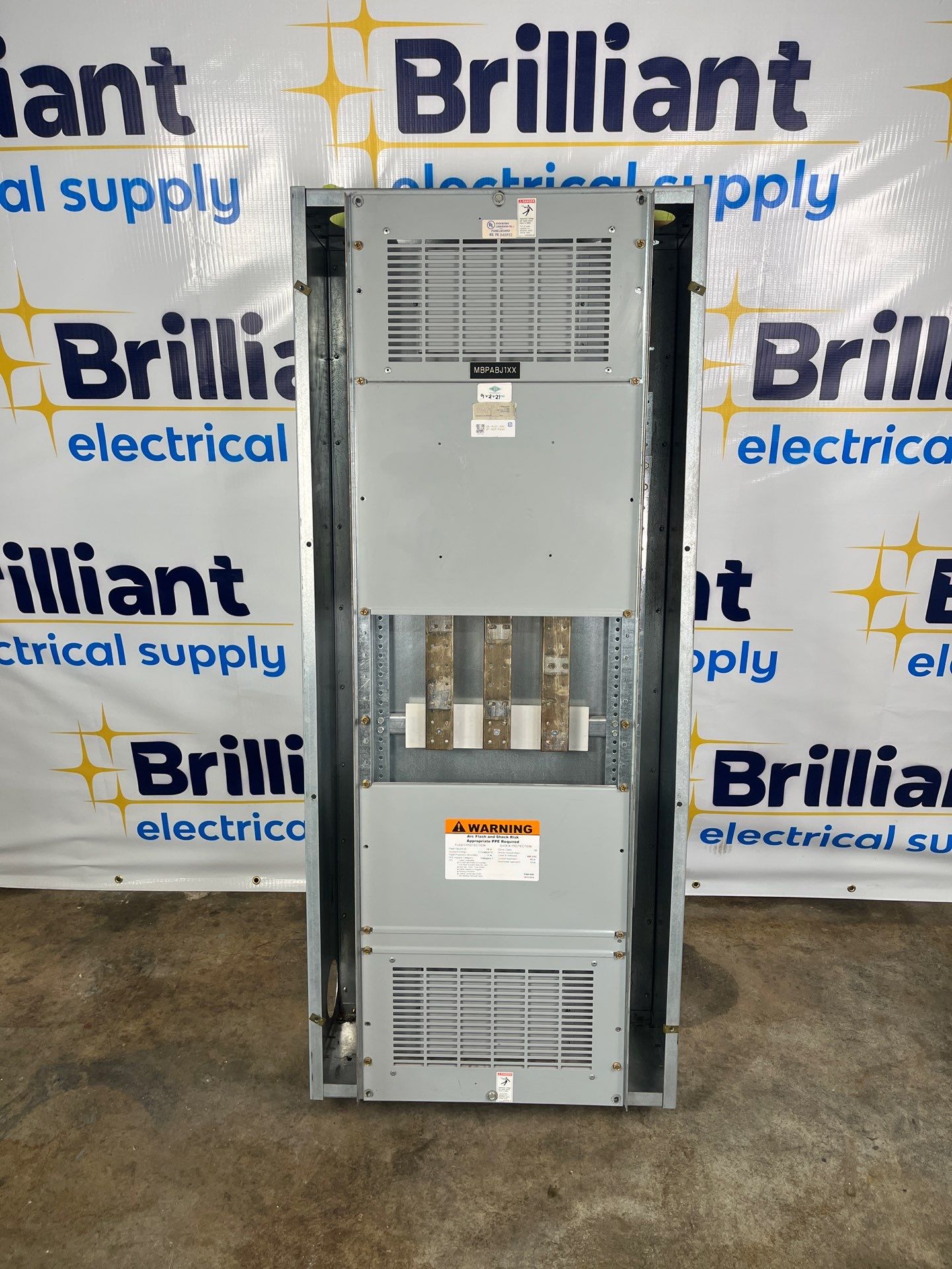 CH PRL4 Panelboard 400A 480/277V 3PH 4W MLO Indoor Encl BX2457 Box Used