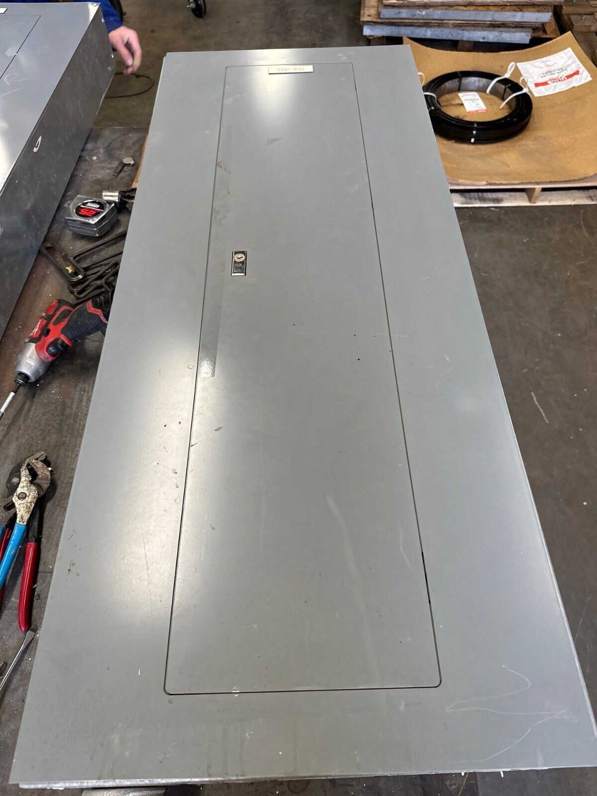 Square D NQOD442M225 NQOD Panelboard 225A 208Y/120V 3PH MCB Indoor Encl 42 Cir P359 Used