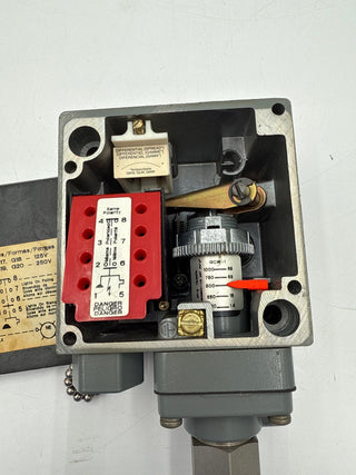Square D 9012 GCW-1 Pressure Switch Adjustable 20-1000PSIG 480V 10A 9012GCW1 New