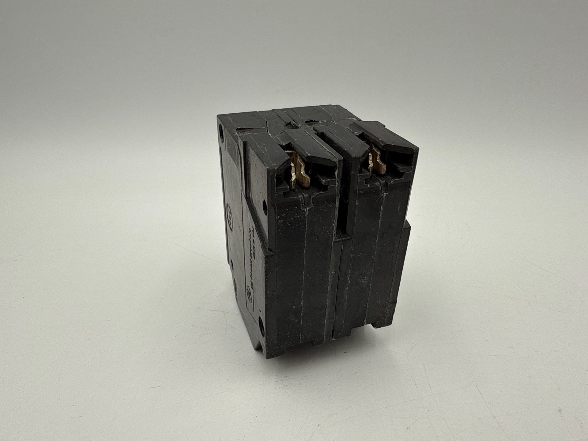 GE THQL2160 Plug On Circuit Breaker 60A 2P 120/240V THQL 60 Amp 2 Pole Used