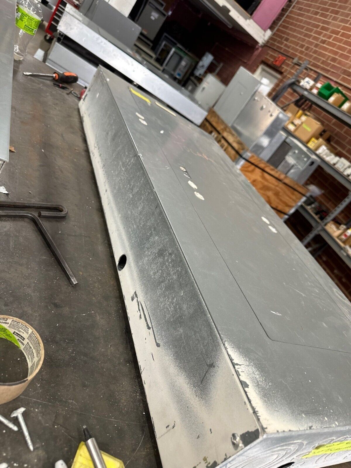 Square D 250A NF Panelboard 240V 600Y/347V 3PH 4W 42 Cir Box MH44 250 Amp P399 Used